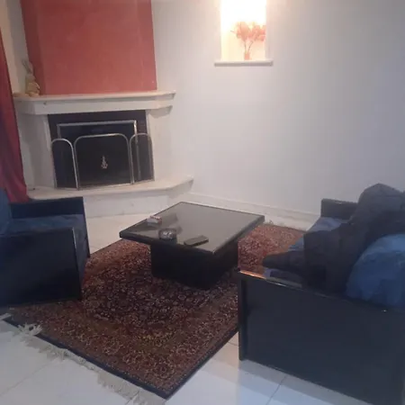 In Nea Krini Apartment *