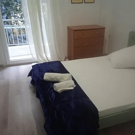 Lägenhet In Nea Krini